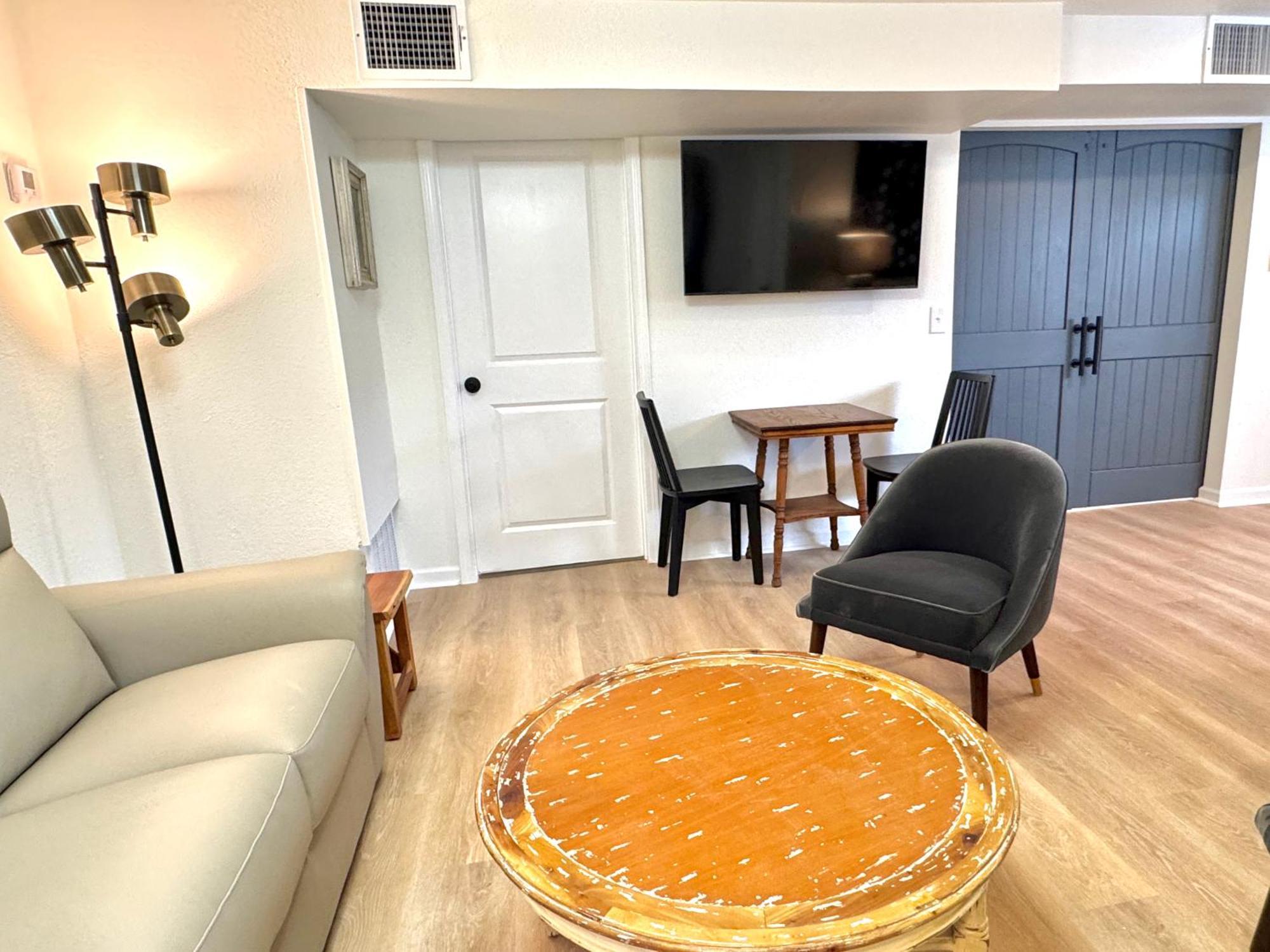 Upgraded Suite - Easy Access To Uptown #N29 Оклахома-Сити Экстерьер фото