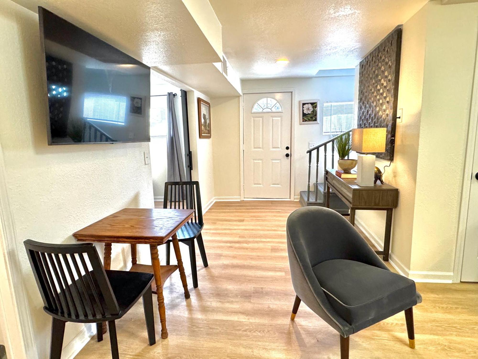 Upgraded Suite - Easy Access To Uptown #N29 Оклахома-Сити Экстерьер фото